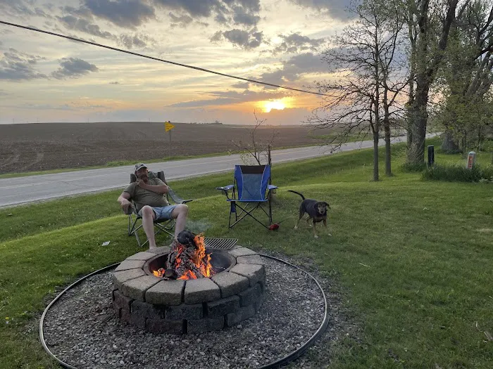 Shady Oaks RV Campground Picture 1