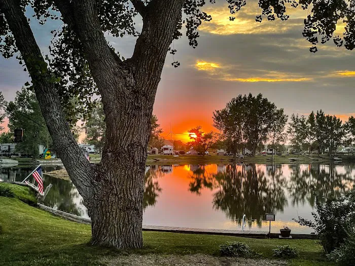 Three Fingers Campground Picture 6