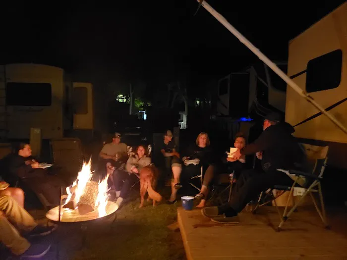 Cozy Corner Campground & RV Park Picture 7