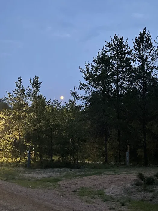 Tomahawk Campground & RV Park Picture 8