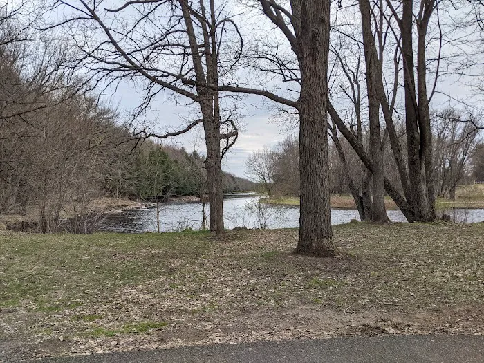 Spearhead Point Campground Picture 9