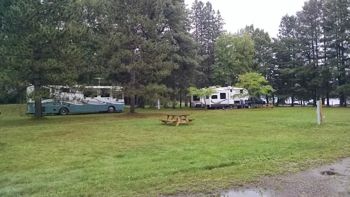 Moen Lake Campground & RV Park Picture 9