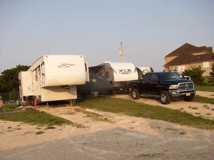 Hermann Horse RV and Camp park Picture 12