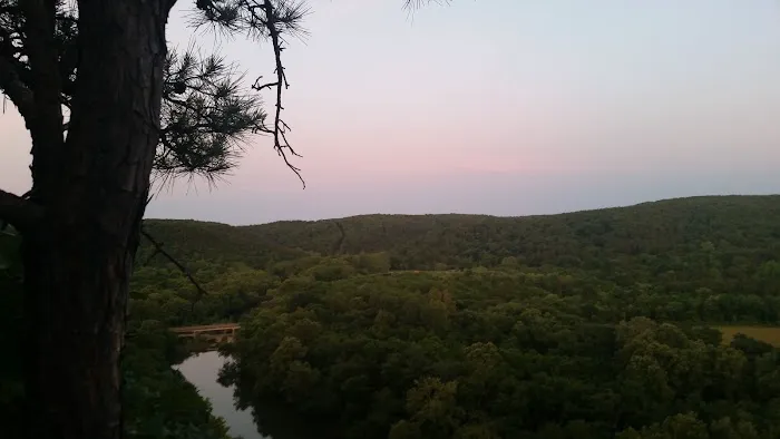 Cave Eddy Campground Picture 1