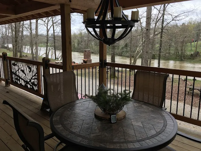 Mammoth Spring Retreat Picture 10