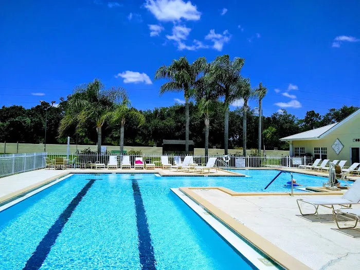 Forest Lake Village Picture 3