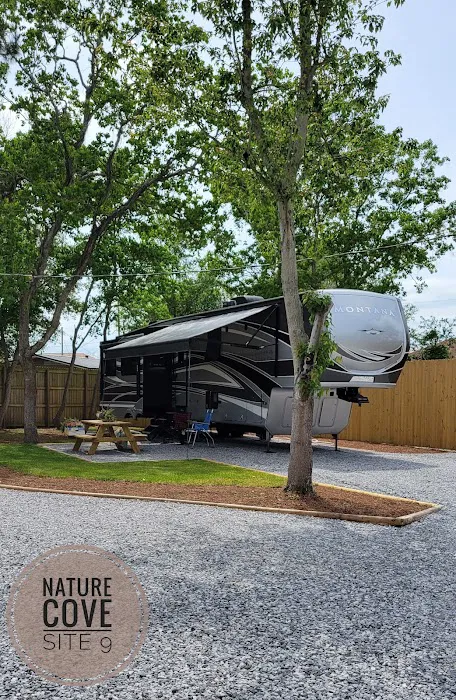 Grater RV Hideaway Cove Picture 1