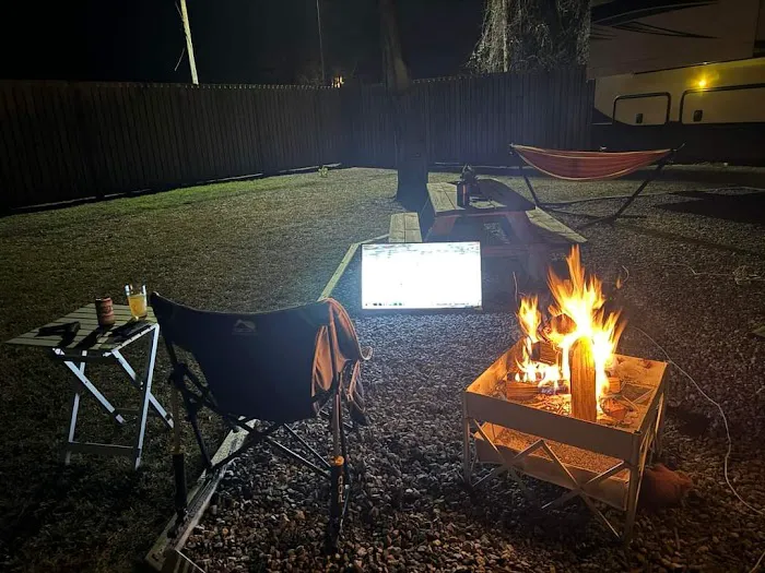 Grater RV Hideaway Cove Picture 4