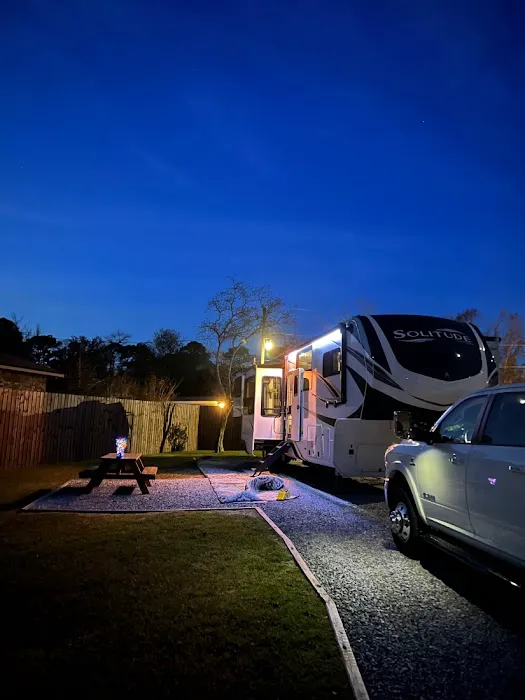 Grater RV Hideaway Cove Picture 7