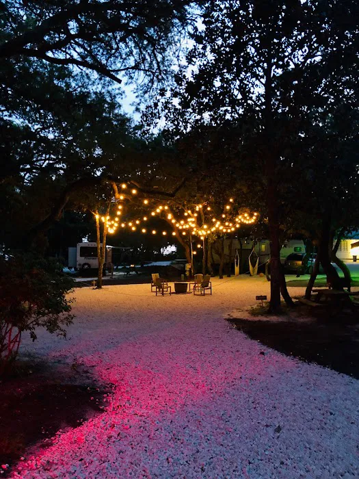 The Hideaway Retreat Picture 6