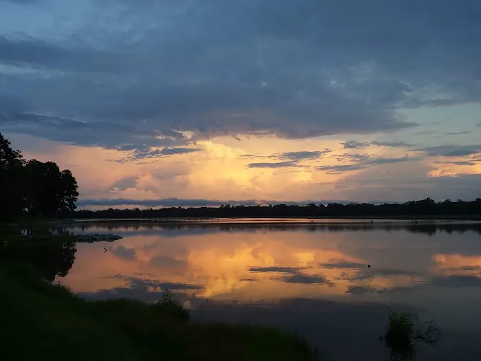 Lake Tom Bailey Picture 6