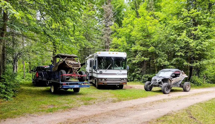 Genes Pond State Forest Campground Picture 3