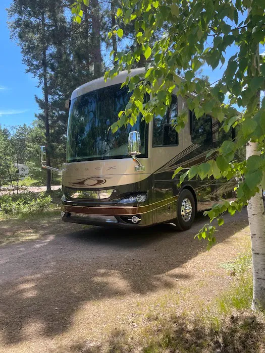 Gitche Gumee RV Park and Campground Picture 9