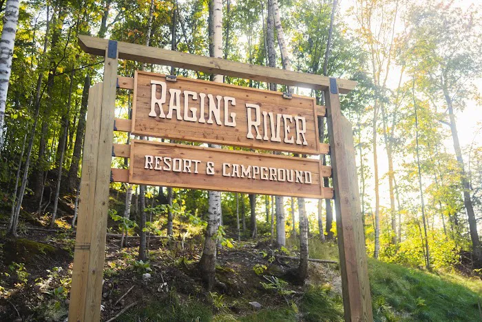 Raging River Resort Picture 6