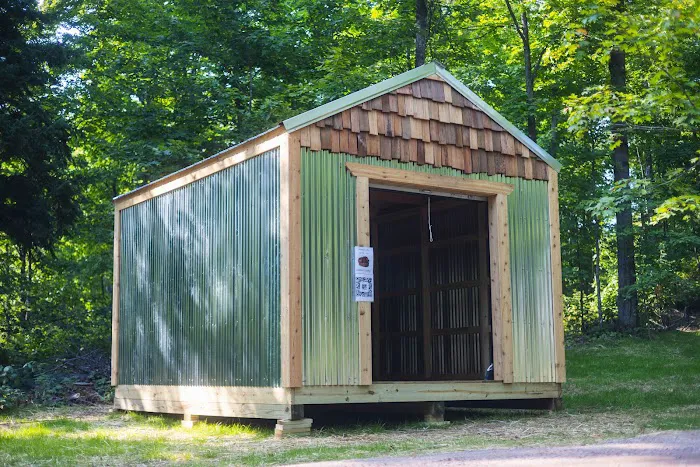 Raging River Resort Picture 7