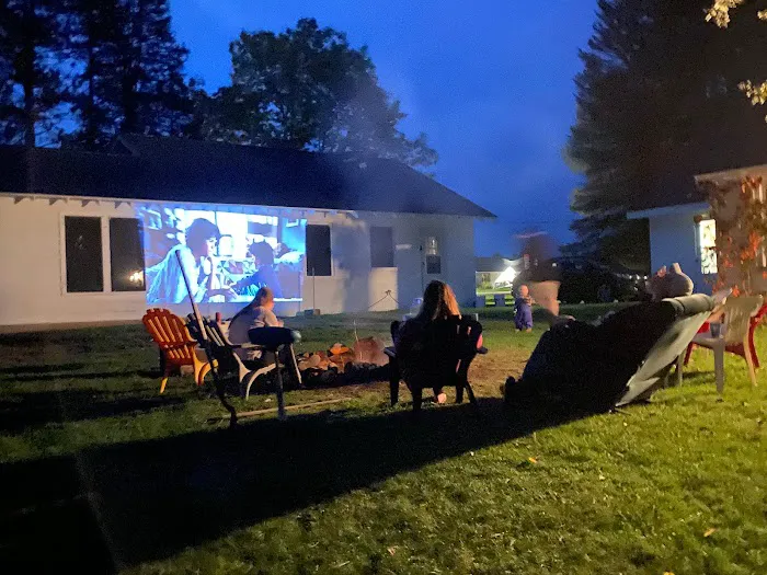 Camp Pine Manor Picture 9