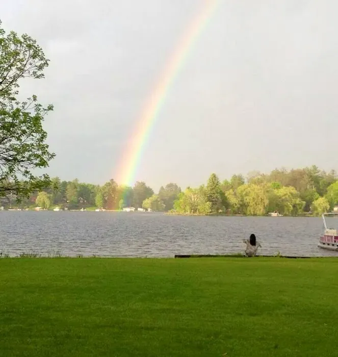 Big Pine Resort Picture 6