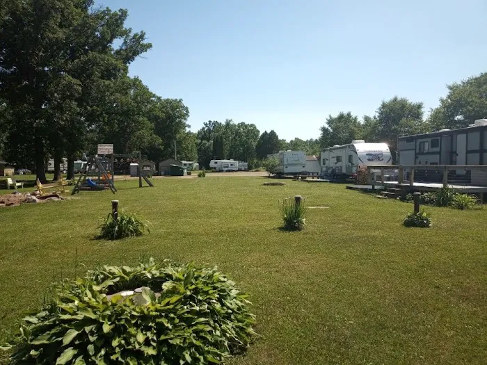 Crosby's On The Chippewa Picture 3