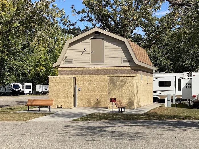 Bay City Campground Picture 3