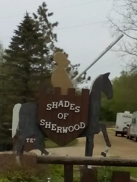 Shades of Sherwood Picture 7