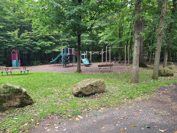 Highland Ridge Campground Picture 7