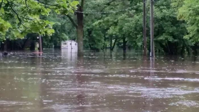 Wild Oak Campground Picture 4