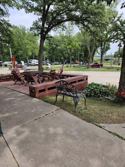 River View Campground Picture 7