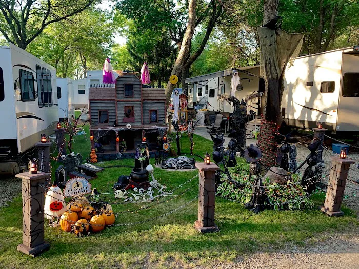 Kiesler's Campground & RV Resort Picture 6