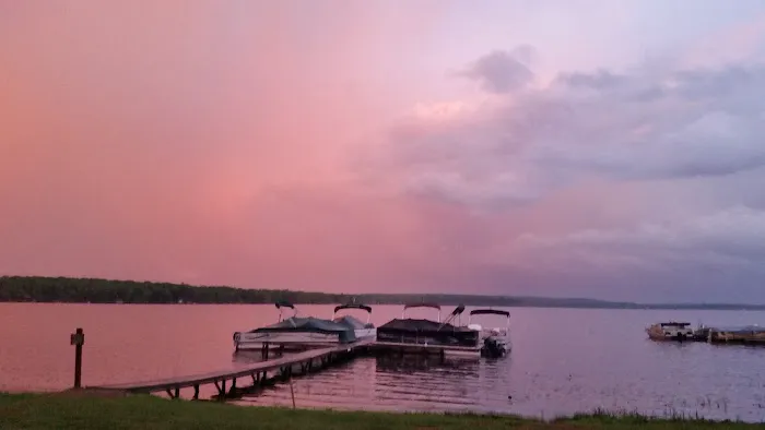 Hiles-Pine Lake Campground Picture 4