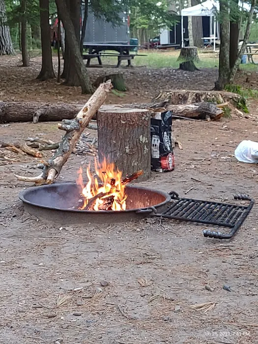 Laurel Lake Campground Picture 10