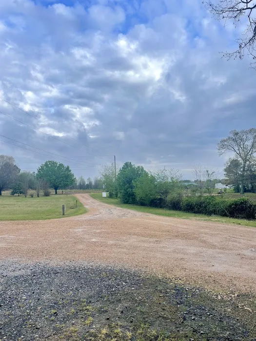 Sunrise Retreat RV Resort Picture 4