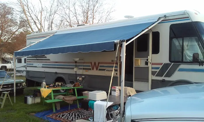 Lazy Dazy Retreat Picture 6