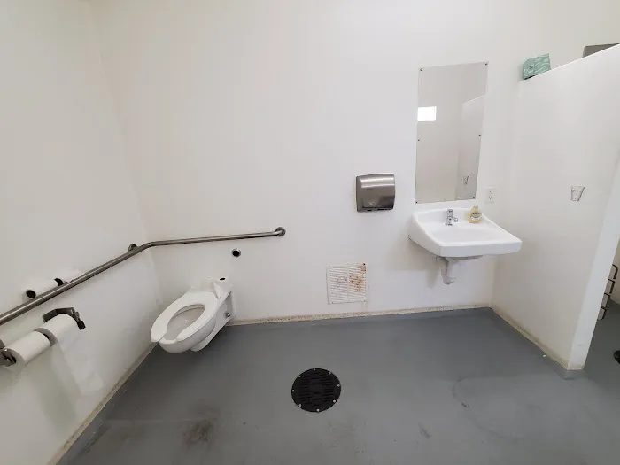 Bear Lake Camp Ground Picture 4