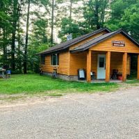 Rustic Peshekee Cabin ico