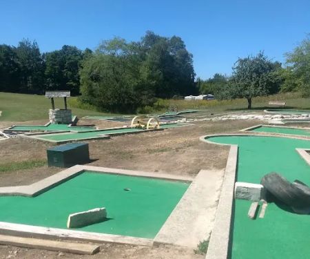 Dejardin’s Island Cottages