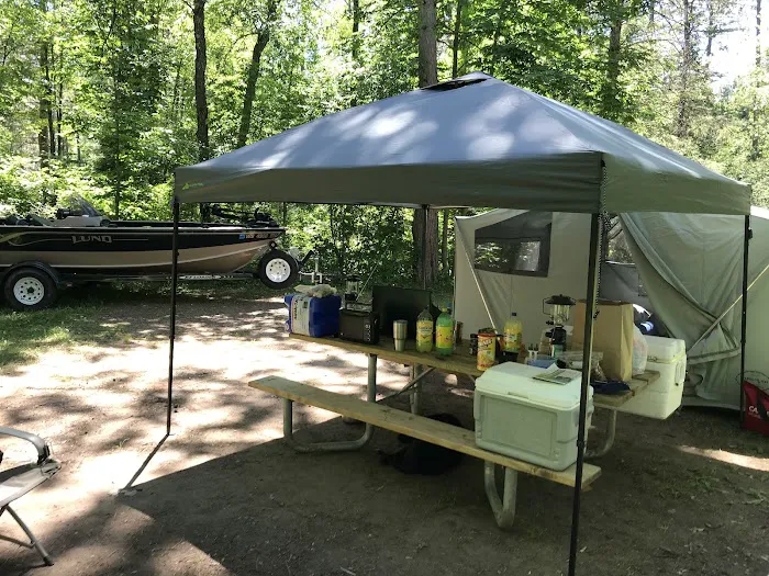 Chipmunk Rapids Campground Picture 4