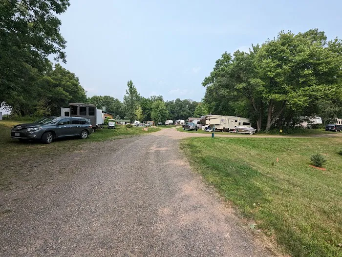 Eagle View RV Camp Picture 3