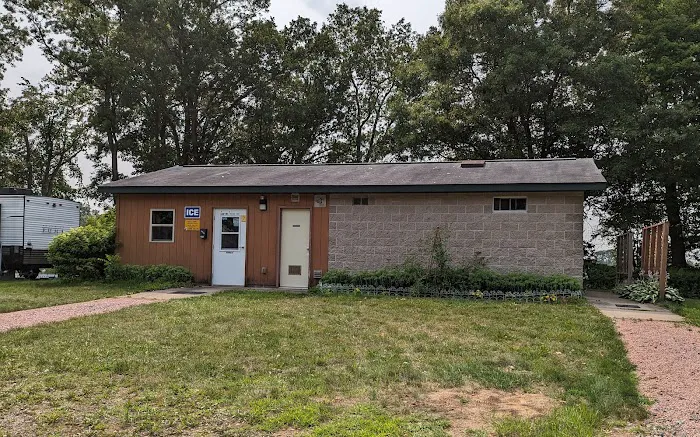 Eagle View RV Camp Picture 1