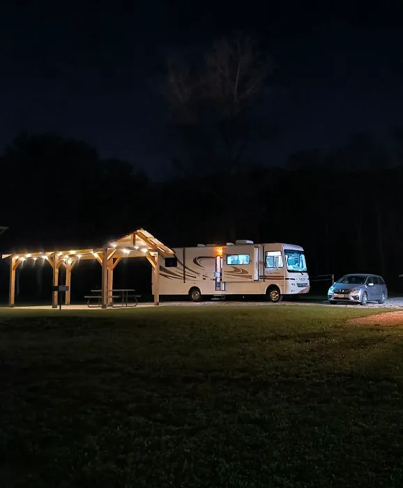 Ozark River RV Lot Rental Picture 2