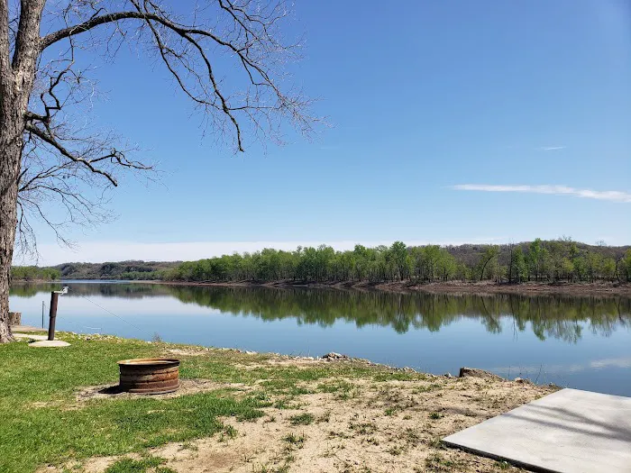 Ozark River RV Lot Rental Picture 1