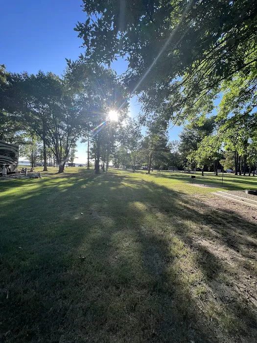 Hernando Point Campground Picture 7