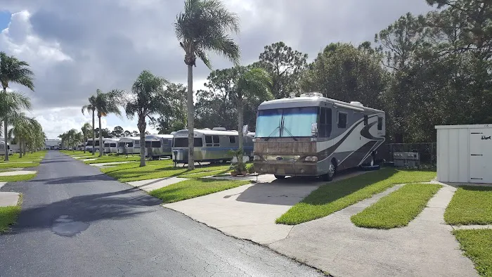 LYH Airstream Picture 2