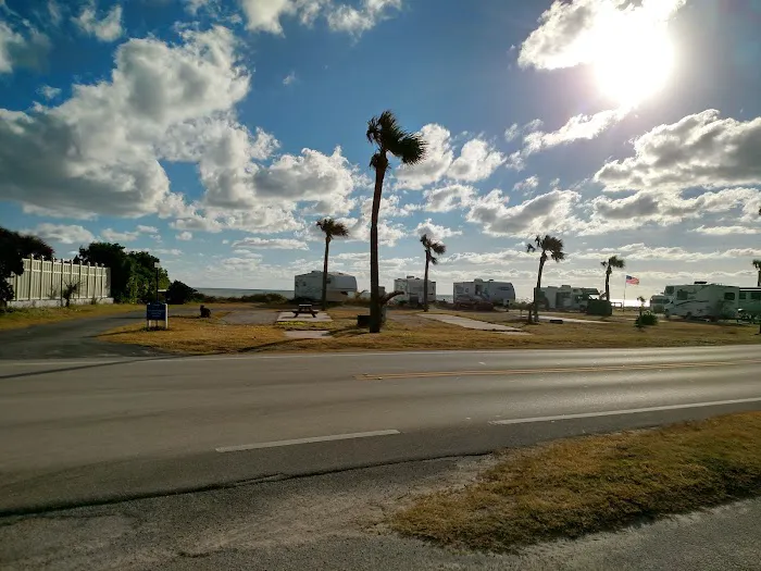 Melbourne Beach Mobile Park Picture 10