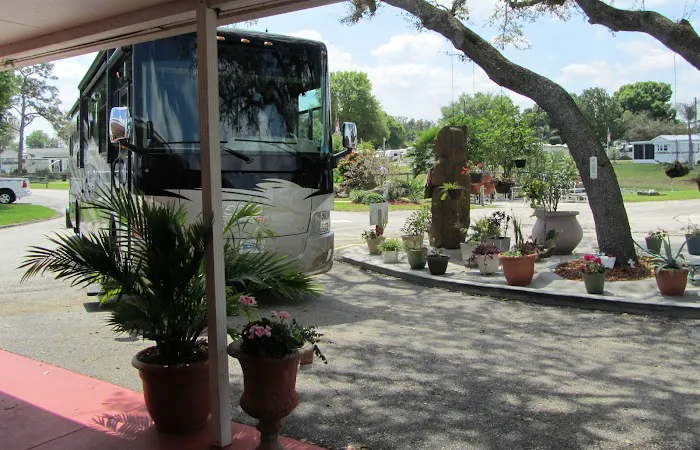 Lazydays RV Resort Picture 9
