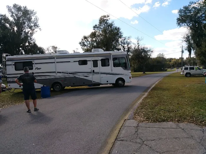 SUN 'n FUN Campground Picture 3