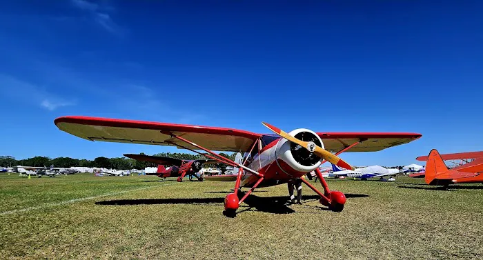 Sun 'n Fun Vintage Camping Picture 1