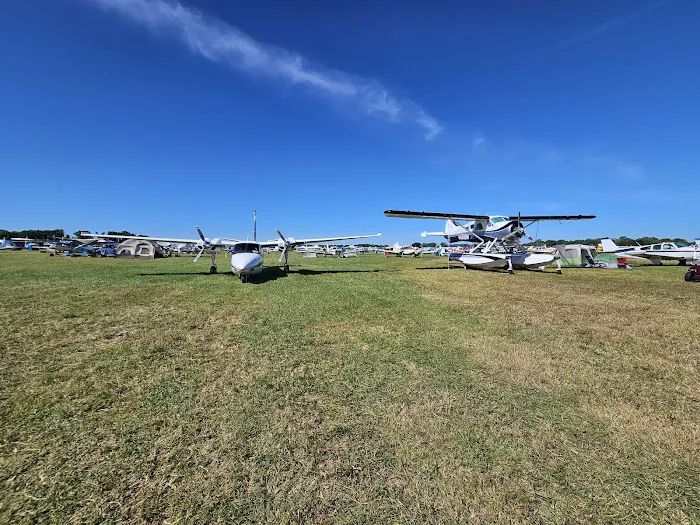 Sun 'n Fun Vintage Camping Picture 9