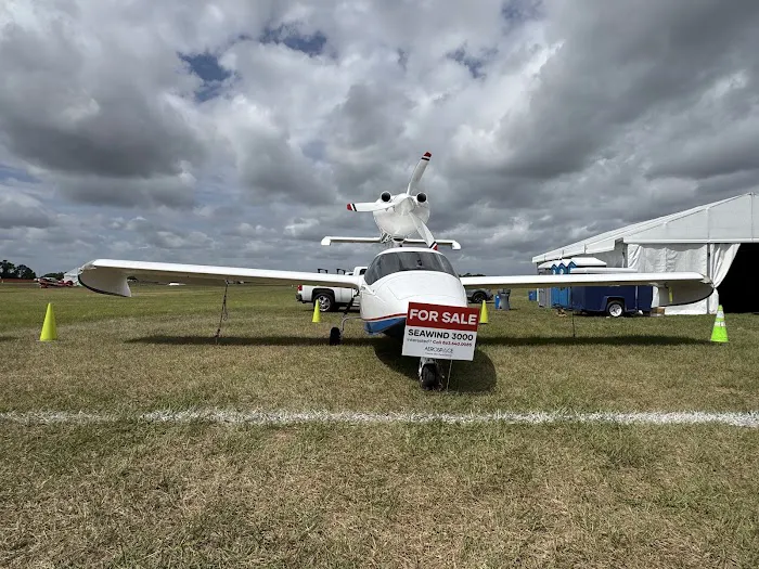 Campground Light Planes Picture 3