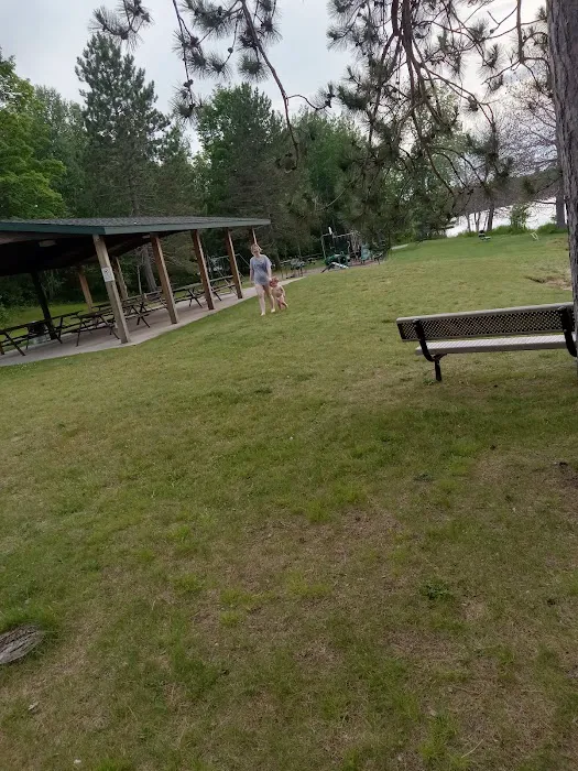 Gibson Lake Park & Campgrounds Picture 9