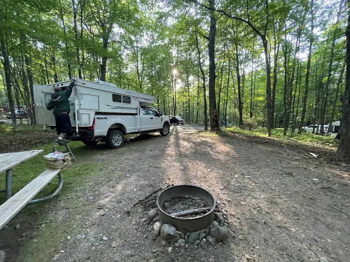 Spectacle Lake Campground Picture 3